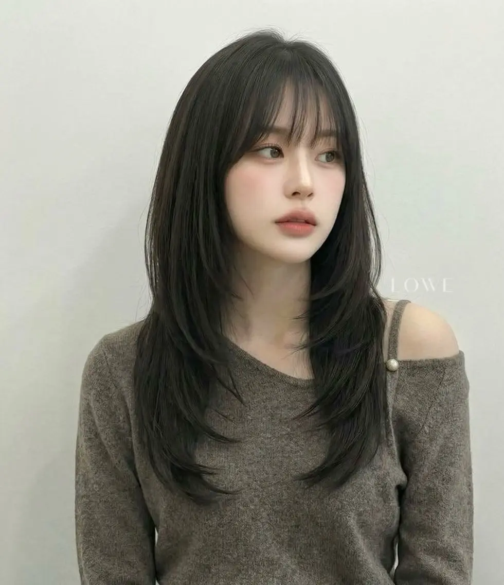 ロング 🫧ロングレイヤー 韓国透明感カラー🫧のヘアスタイル