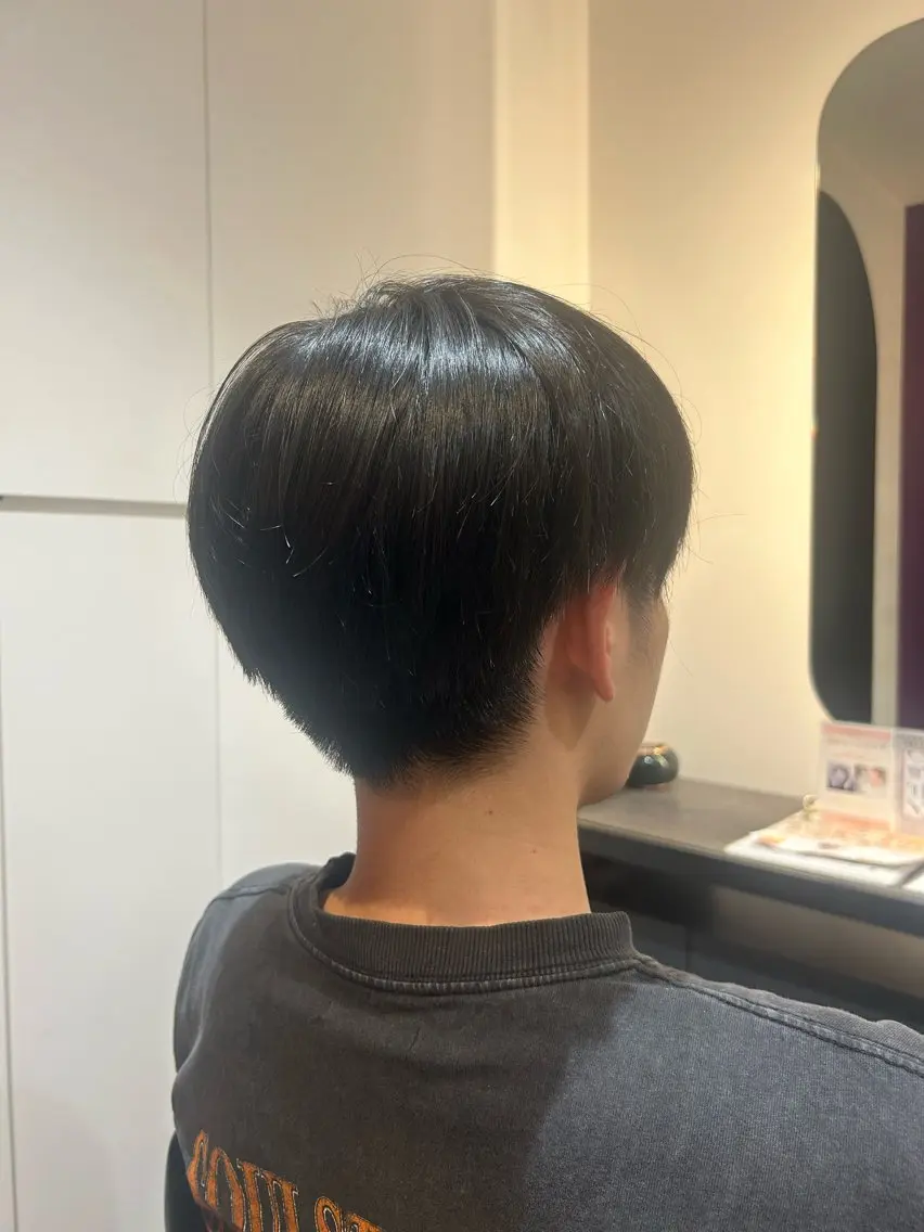 メンズ マッシュ ツーブロック 刈り上げ 岡田 七海のヘアスタイル