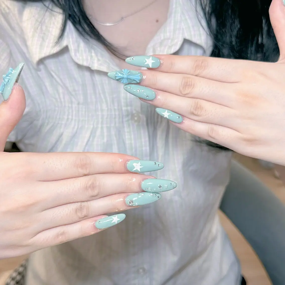 ネイル ハンドネイル 🍄Rina🍄 韓国風ネイルのネイルデザイン