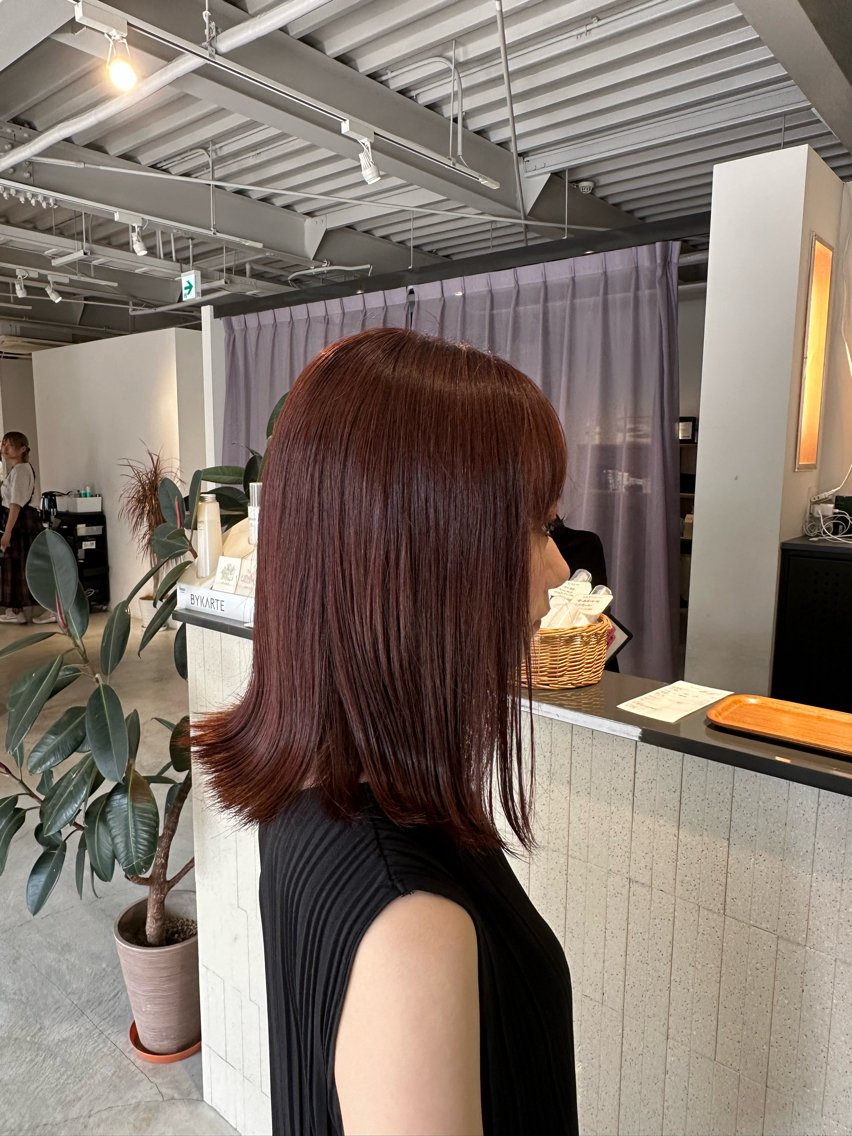 ミディアム 松尾 輝海のヘアスタイル