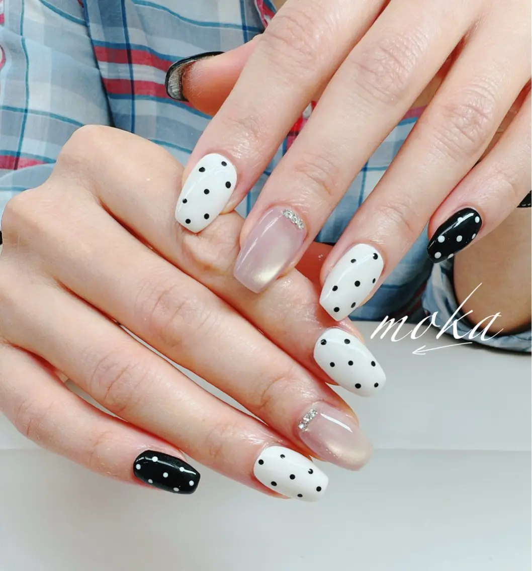 ネイル ハンドネイル ハンドケア 胡蝶蘭レディースサロ ンNailMOKAのネイルデザイン