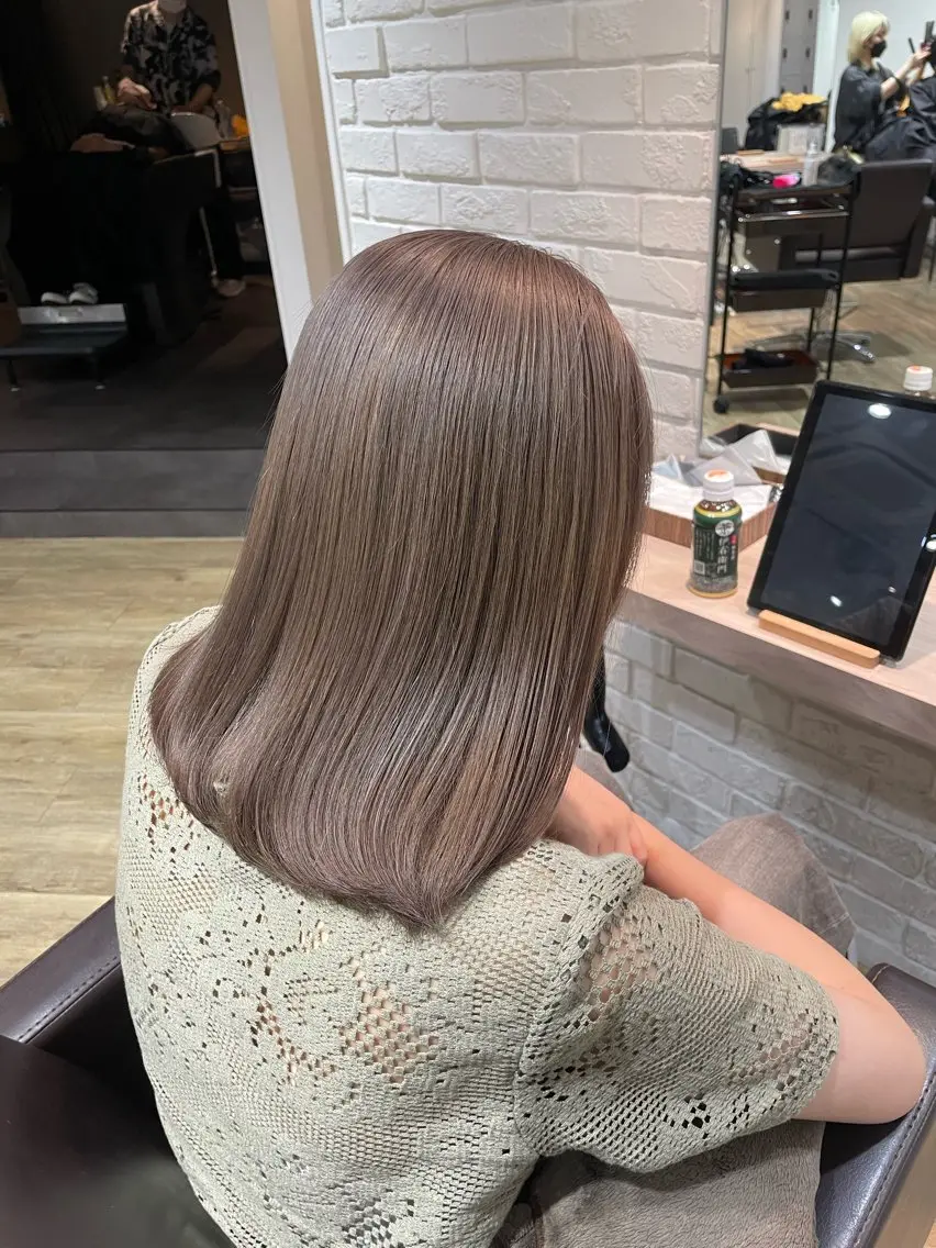 ロング 前田 菜奈子のヘアスタイル