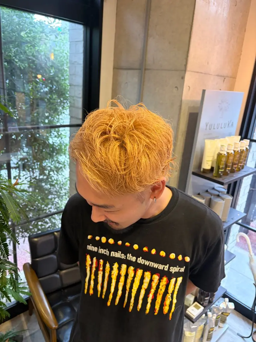 カラー 抜きっぱなしブロンド さくら ⭐️大濠/メンズのヘアスタイル