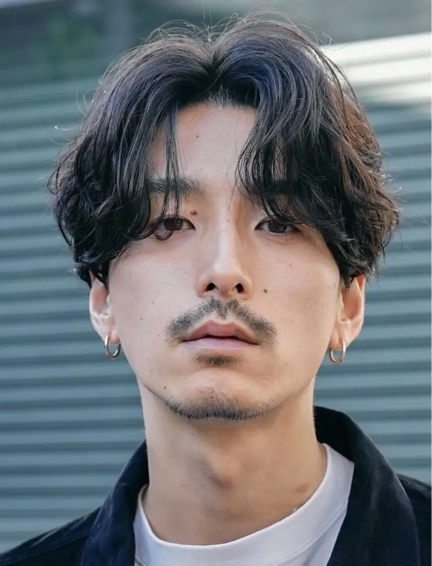 パーマ メンズ センターパート メンズパーマ ニュアンスパーマ 佐藤 友哉のヘアスタイル