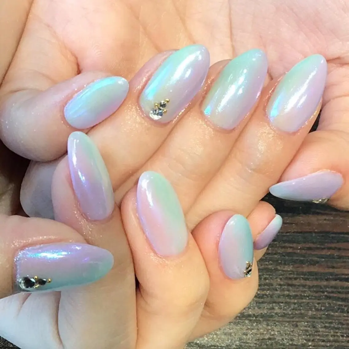 ネイル オーロラネイル ミラーネイル hair&nail NO-MUのネイルデザイン