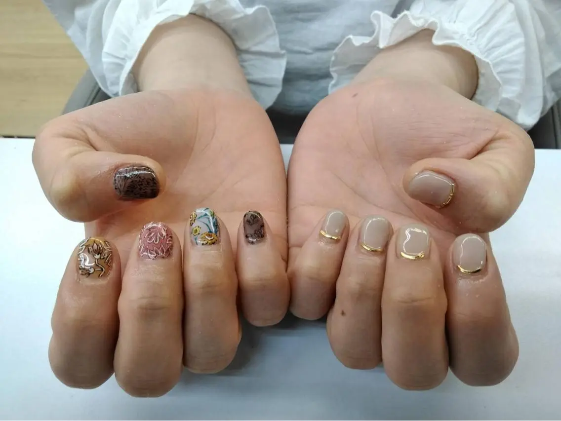 ネイル フラワーネイル esNail&eye イーズネイル＆アイのネイルデザイン