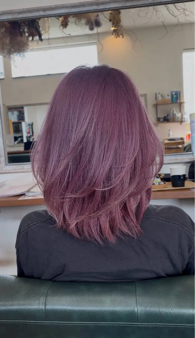 ミディアム ミディアムレイヤー レイヤーカット 内山 優のヘアスタイル