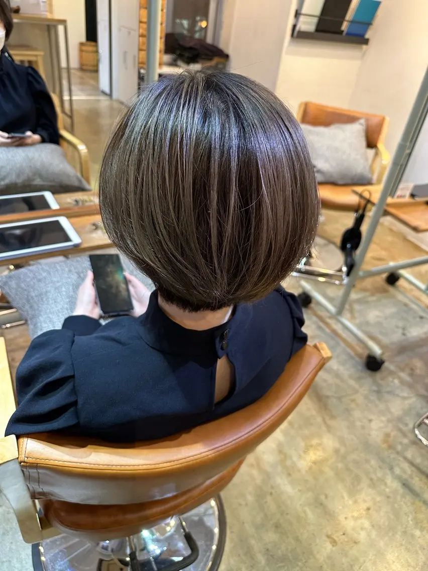 ショート ハイライト 金 春江のヘアスタイル