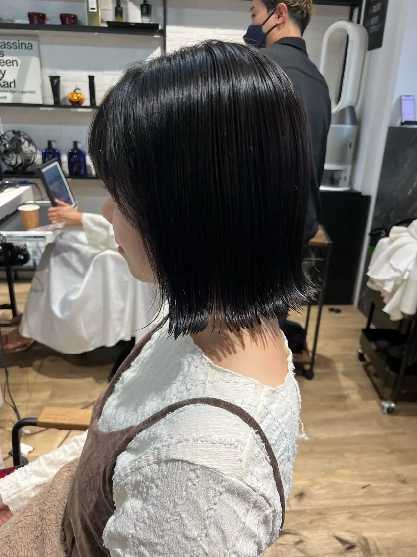 ショート ボブ 鈴木 麻希のヘアスタイル