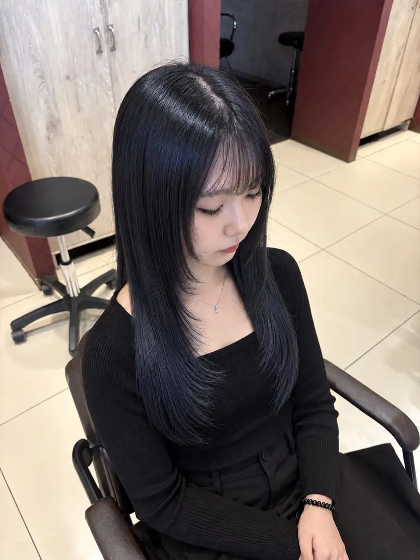 カラー ヘアカラー Nanami ナナミのヘアスタイル