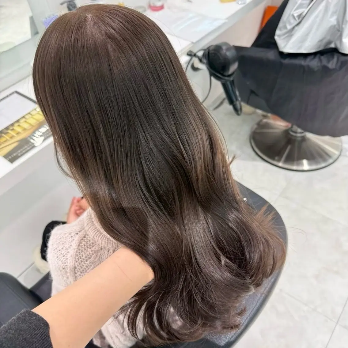 カラー ヘアカラー 🤍ブリーチなし ブラウンhimi🤍のヘアスタイル