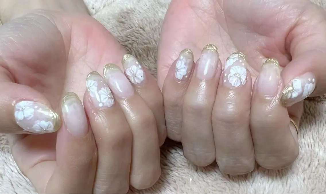 ネイル t. yoshizawaのネイルデザイン