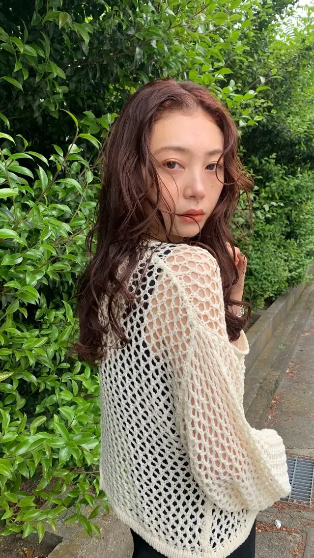 ロング カラー ~洗練ナチュラル~ 🪵 岡田 知佳のヘアスタイル