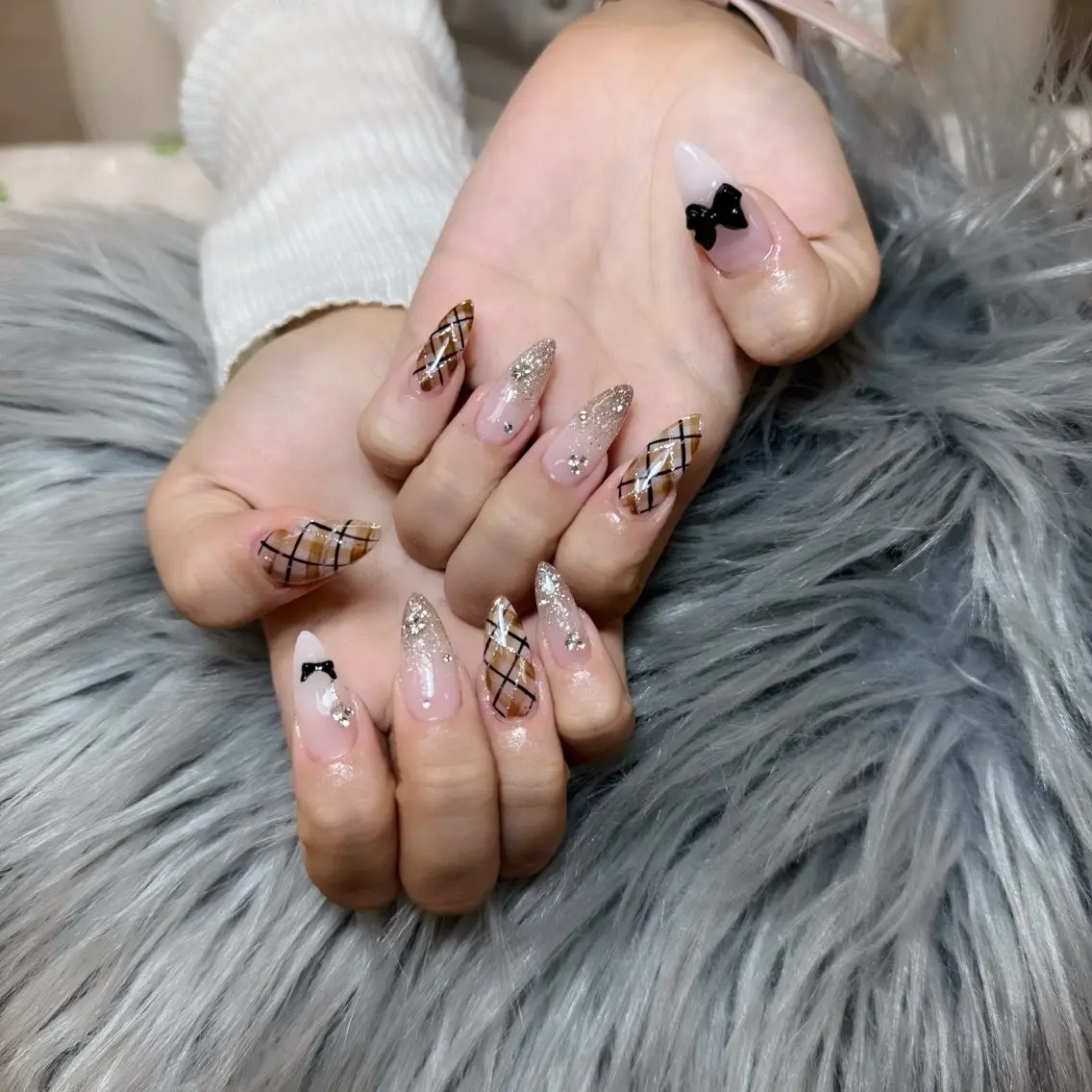 ネイル ハンドネイル ハンドケア Anh Nail 歌舞伎町のネイルデザイン