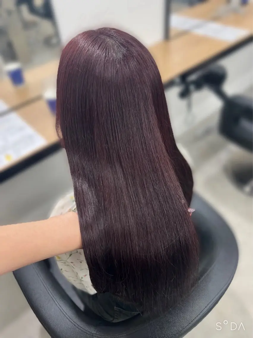 ロング カラー ブリーチ 髪質改善 トリートメント ヘアカラー 💗愛され暖色💗 ピンク/レッド💗のヘアスタイル