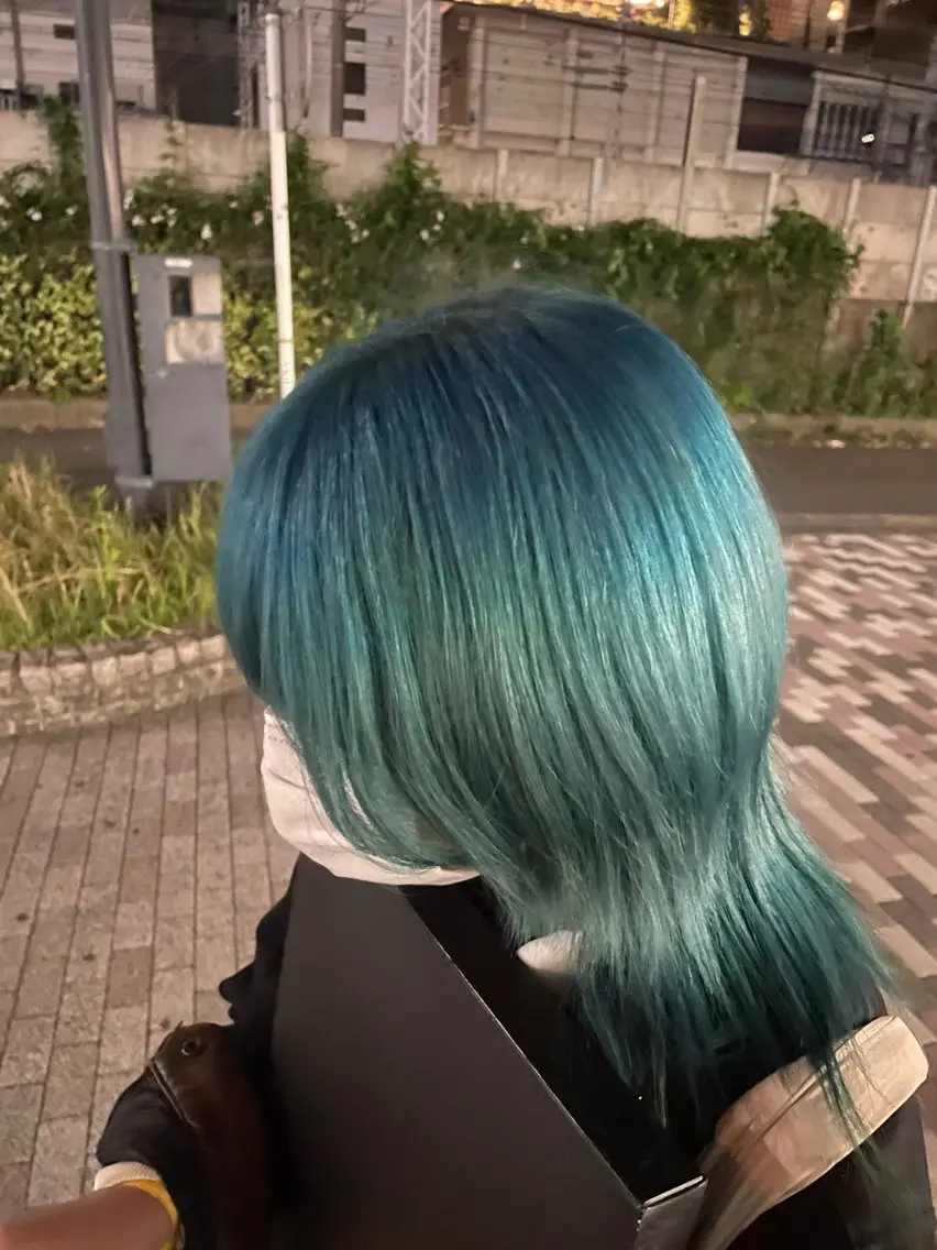 ミディアム カラー ブリーチ ブルーカラー 新百合ヶ丘/ 艶カラー/リノのヘアスタイル