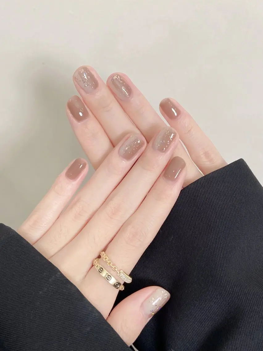 ネイル 長さ出し フットネイル フレンチネイル ジェルネイル ガラスフレンチ More Glam八王子店のネイルデザイン