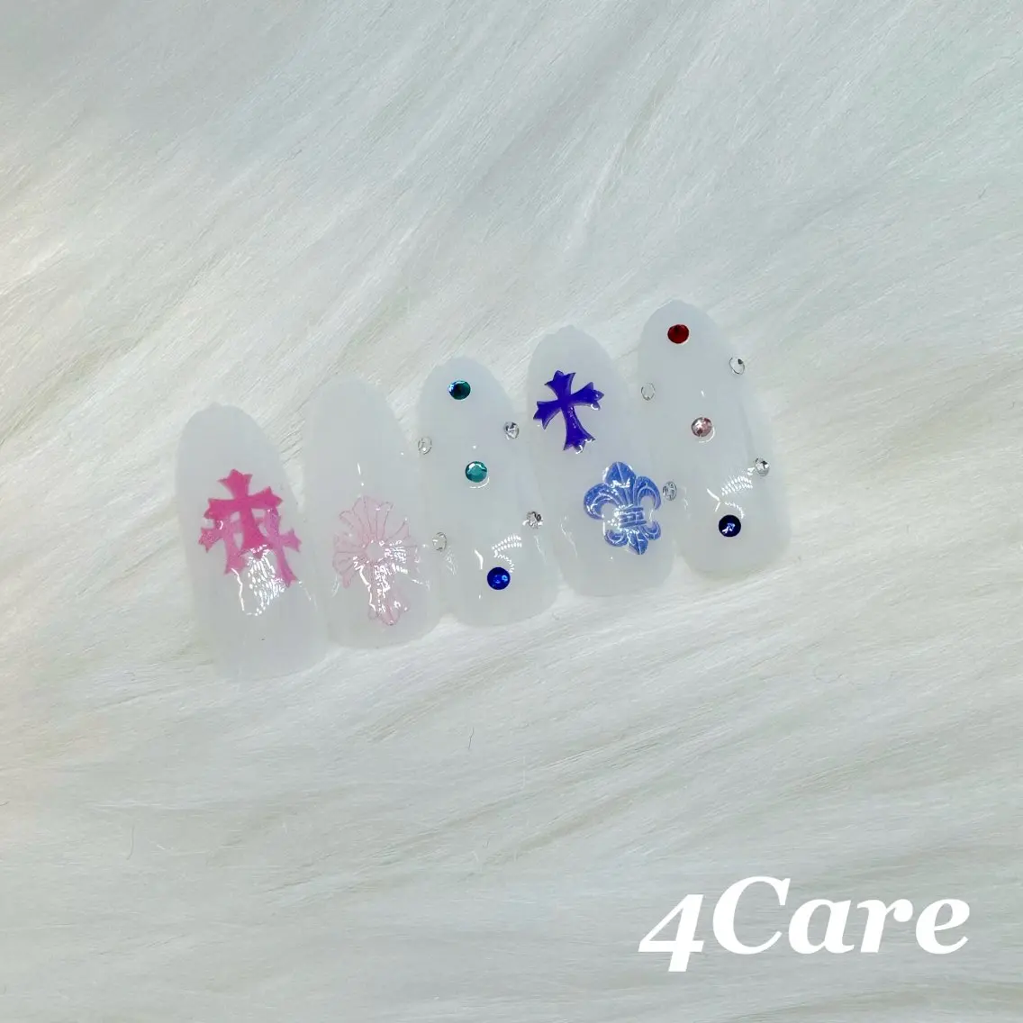 ネイル ハンドネイル 4Care Yのネイルデザイン