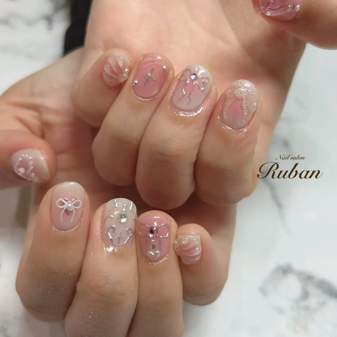 ネイル アートネイル チークネイル 持ち込み ぷっくりネイル リボン Nail salon Rubanのネイルデザイン