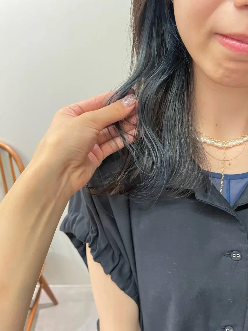ミディアム 田中 樹奈のヘアスタイル