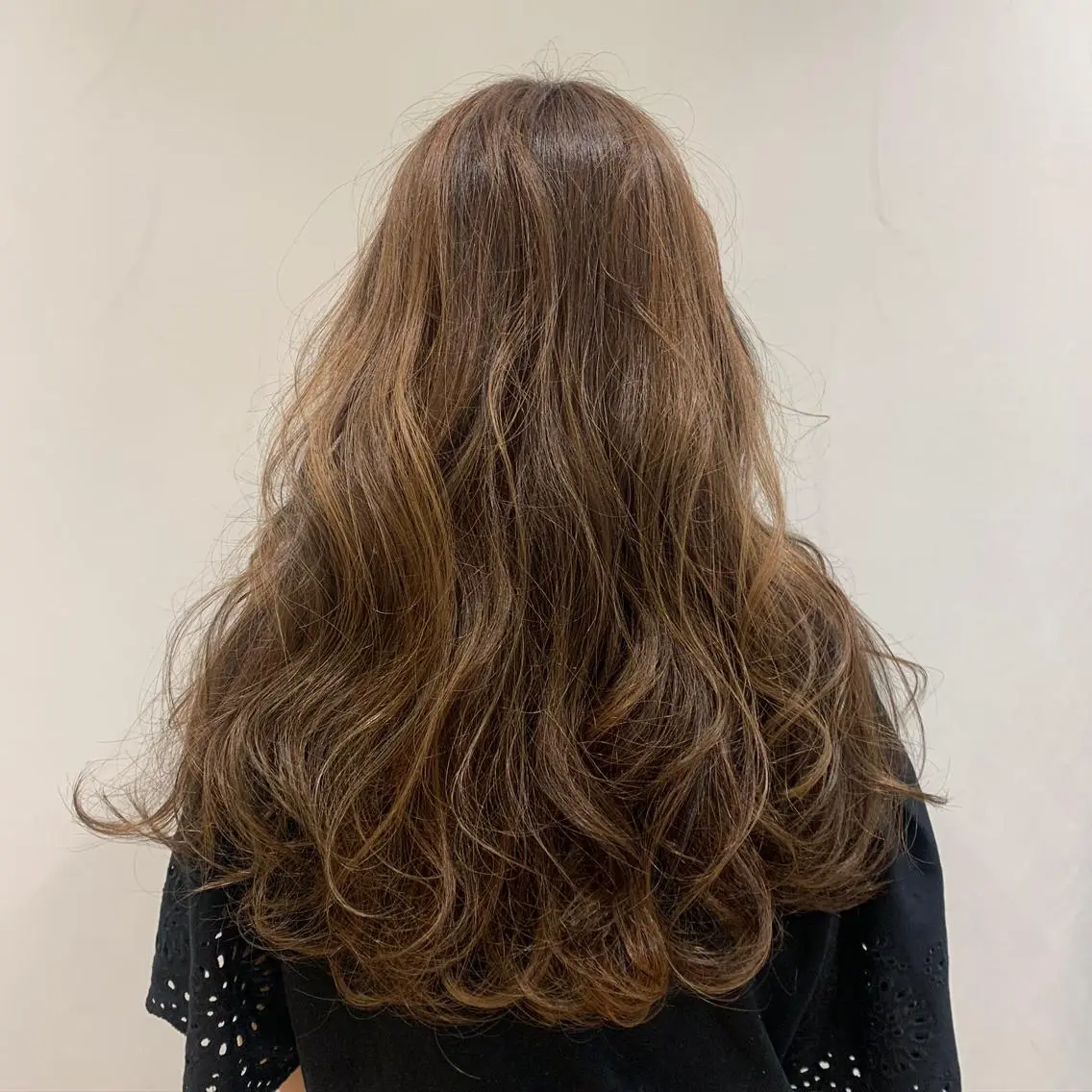 カラー パーマ 韓国風🌷✨ 守屋紗希のヘアスタイル