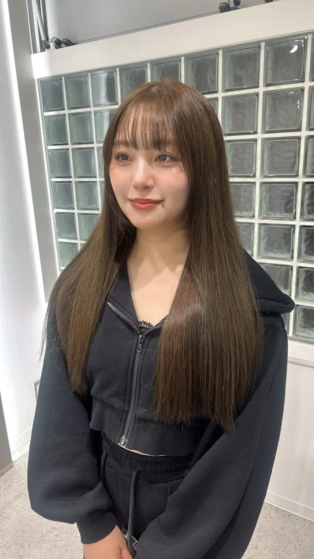 ロング カラー カット 縮毛矯正 愛結 暖色カラー🎀🩰のヘアスタイル