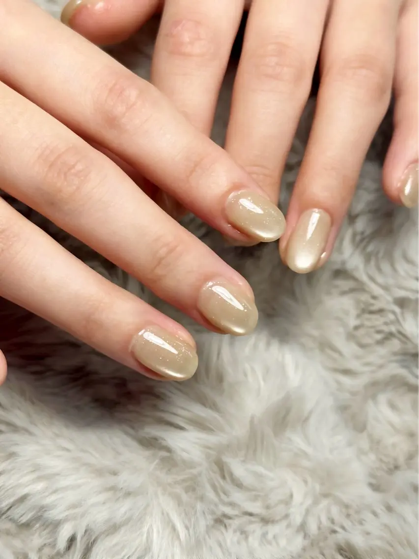 ネイル ハンドネイル Tiny Glowのネイルデザイン