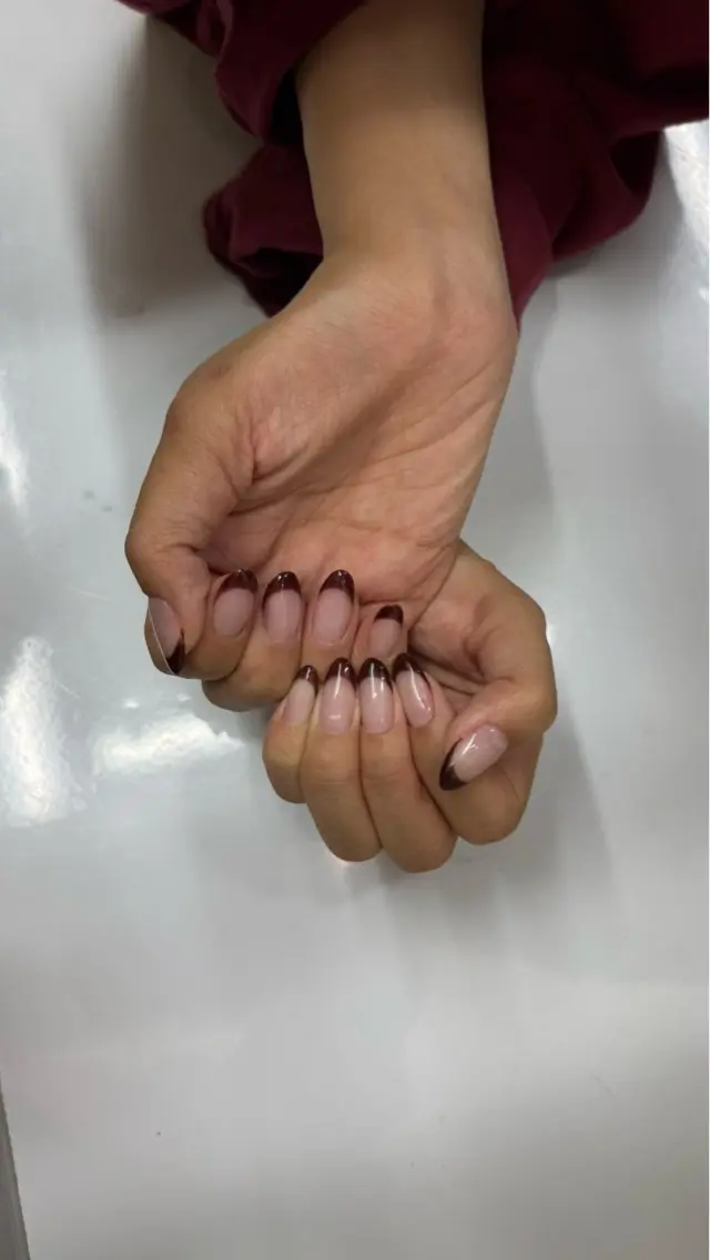 ネイル フレンチネイル CURAR藤沢店 伊藤のネイルデザイン