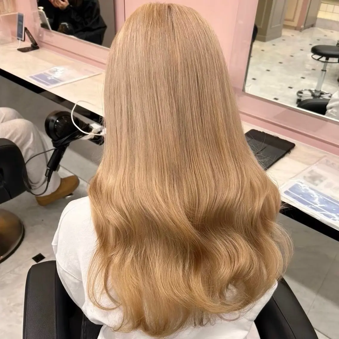 ロング 韓国ガーリー🤍ハイ トーン🤍Ayanaのヘアスタイル