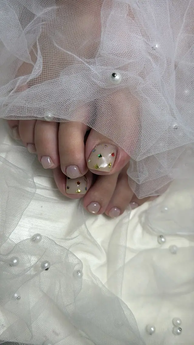 ネイル フラッシュネイル フラッシュマグ フットネイル フレンチネイル 韓国ネイル フットネイル SAKU nail 作島茜のネイルデザイン
