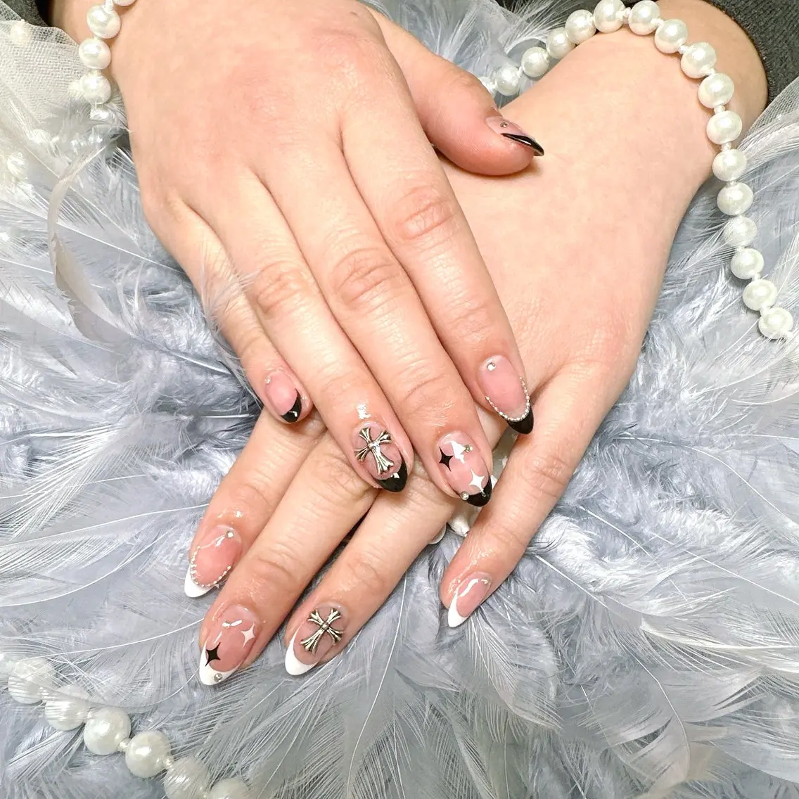 ネイル フレンチネイル ハンドネイル Pretty Nail Salonのネイルデザイン
