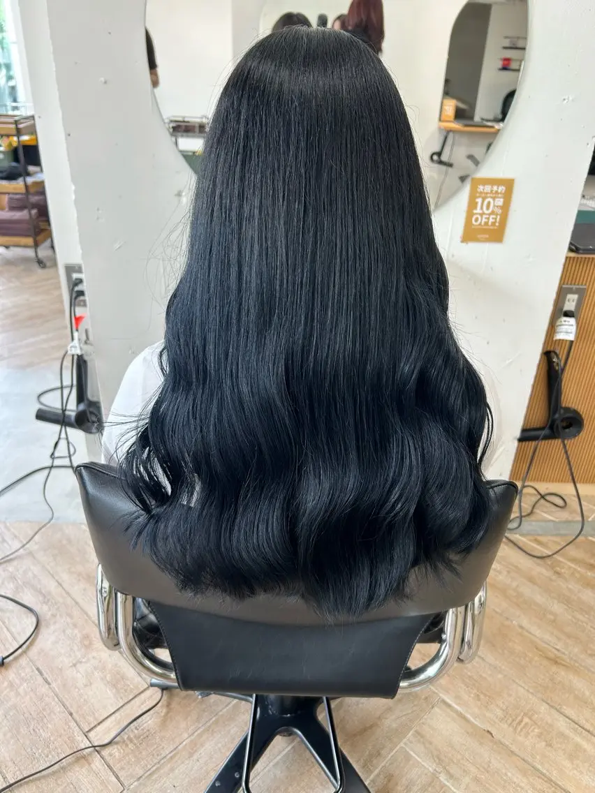 ロング カラー ヘアカラー トリートメント ベージュ/ダブルカラ ー/新潟駅/青柳萌果のヘアスタイル