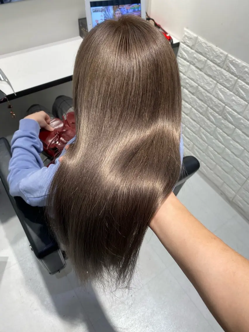 セミロング カラー カット ヘアカラー トリートメント ヘアセット 🌻Insta指名 NO.1🌻Shoのヘアスタイル