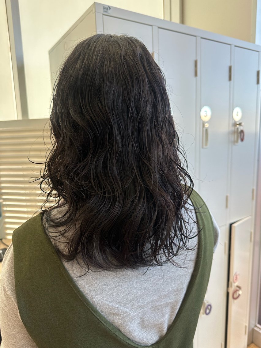 セミロング セミロングパーマ カット パーマ Azule なつめ /艶カラー/縮毛矯正のヘアスタイル