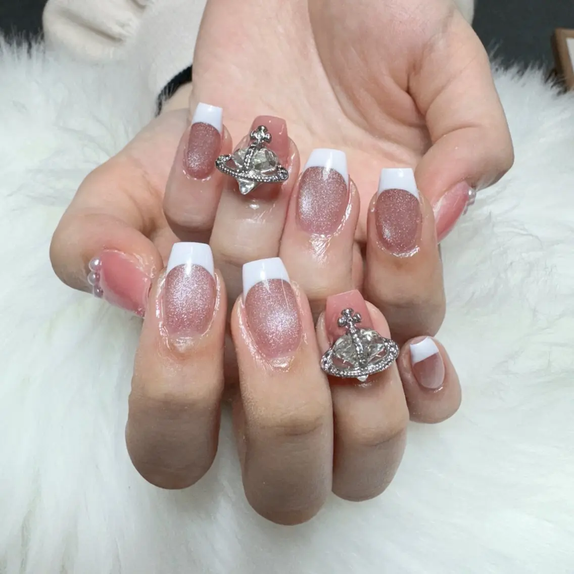 ネイル ハンドネイル 🎀nana🫧 ワンホンネイル🎀のネイルデザイン
