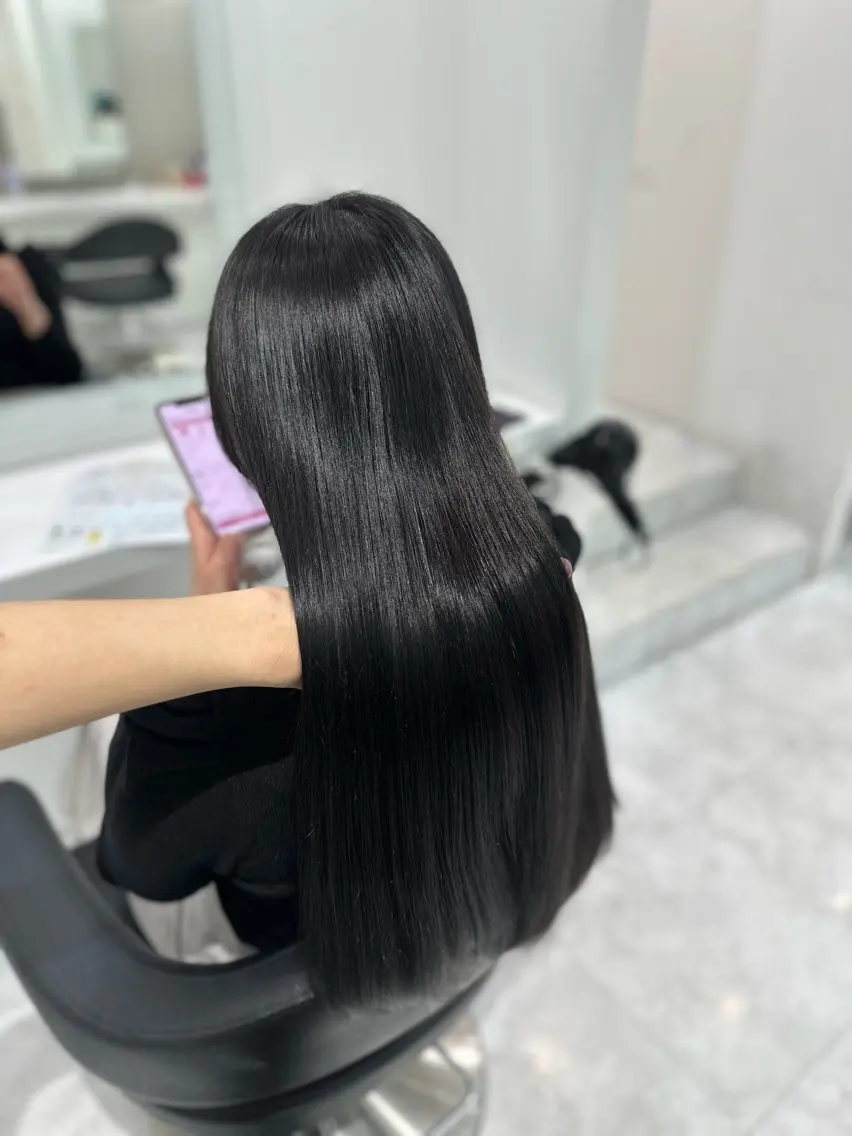 ロング カラー グレージュ 髪質改善 赤み消し透明感🩶 銀座Ryota🩶のヘアスタイル