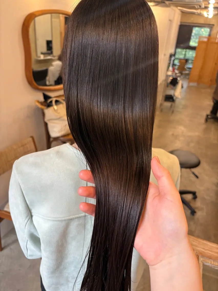 ロング くせ毛 縮毛矯正 トリートメント 柳瀬 和香奈のヘアスタイル