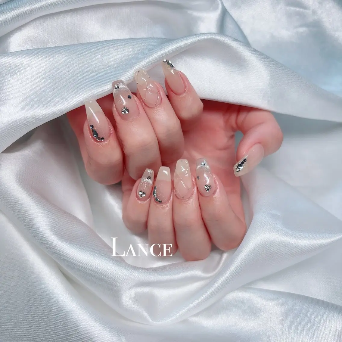 ネイル オーロラネイル フットネイル キラキラネイル 韓国ネイル ラメ(グリッター) Lance nailのネイルデザイン