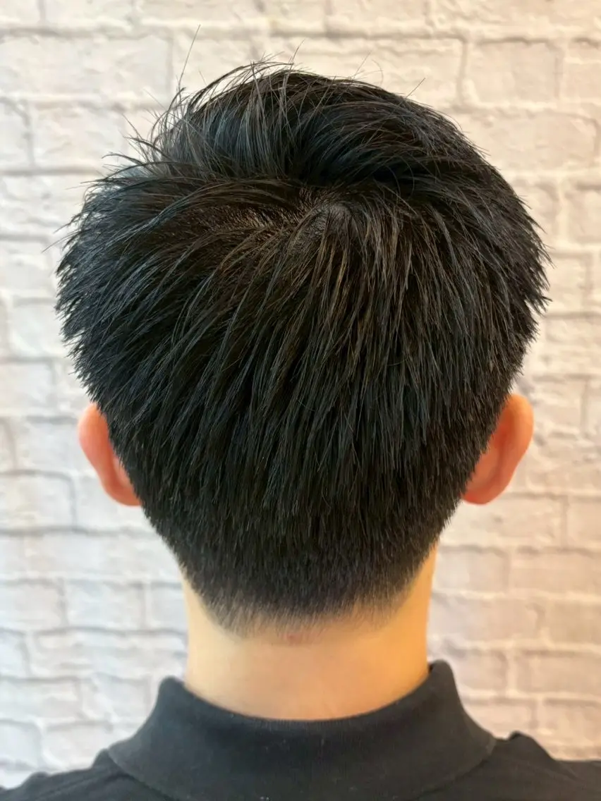 ショート メンズ 中島 菜智のヘアスタイル