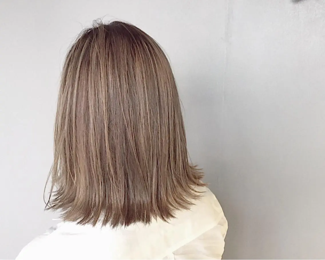 ミディアム カラー VIRETTA 【ヴィレッタ】のヘアスタイル