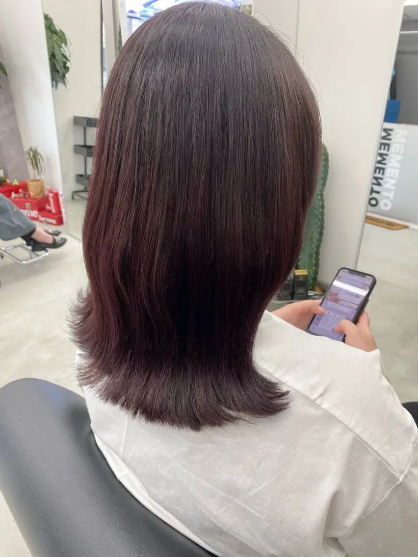 カラー MEMENTO YUZUのヘアスタイル