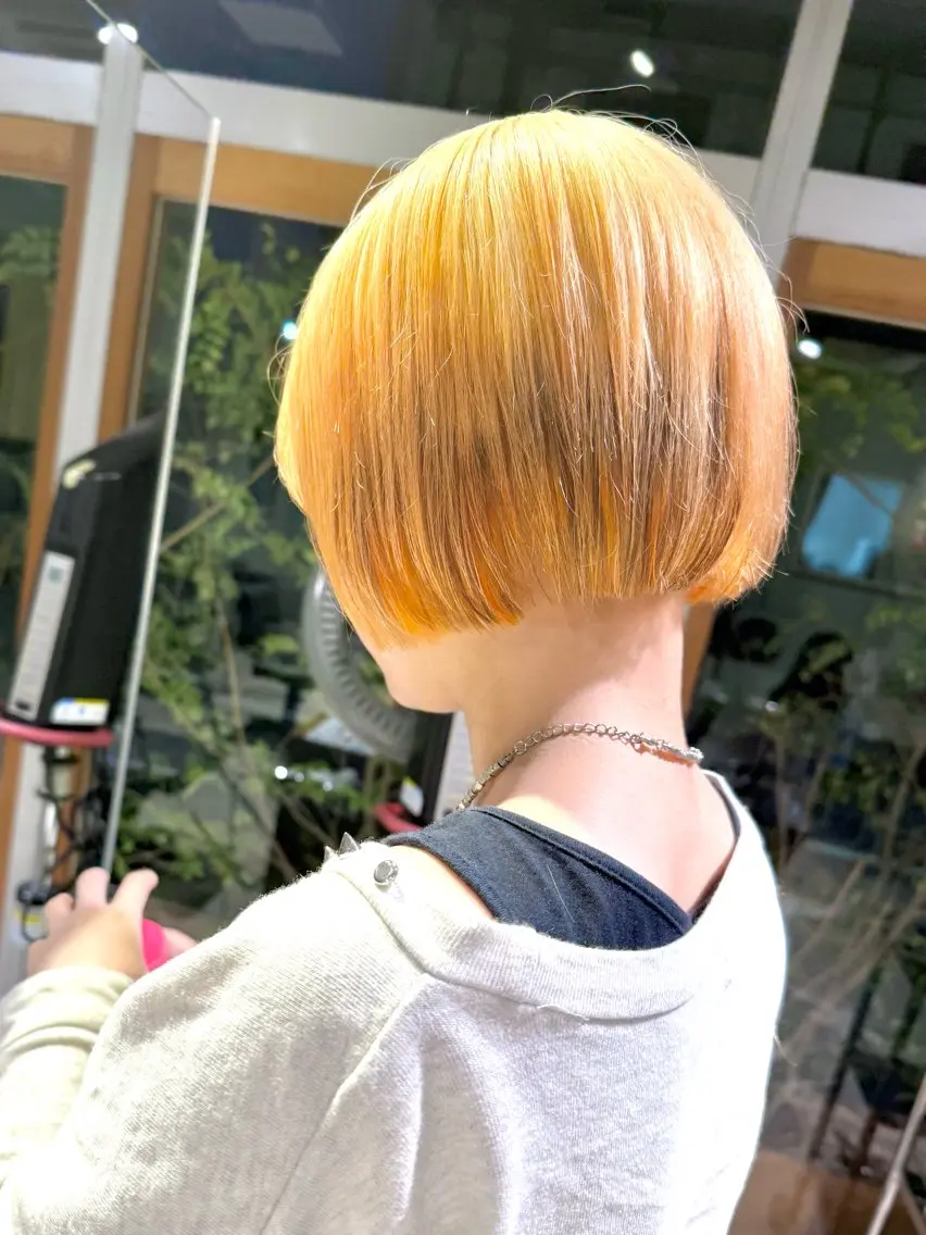 ショート カラー ウチダ ユウヤのヘアスタイル