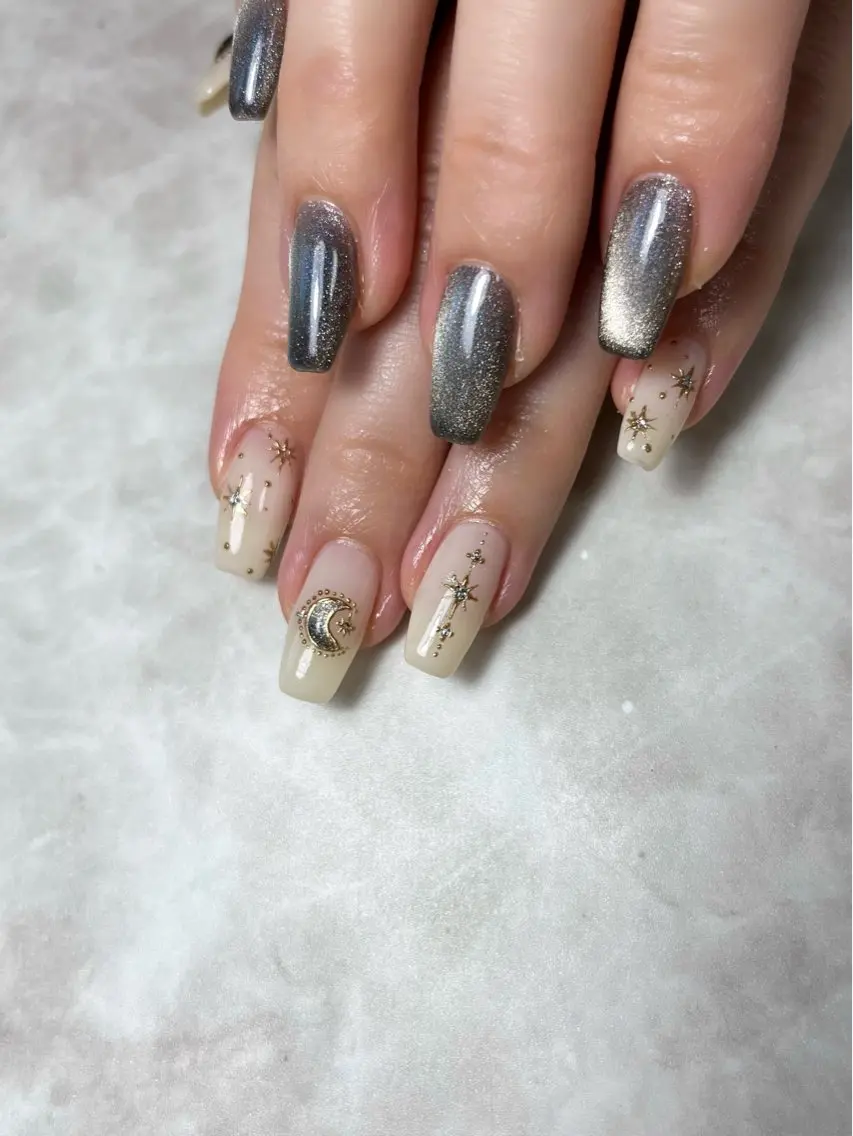 ネイル マグネットネイル ミラーネイル ハンドネイル Nailsalon E's cafeのネイルデザイン