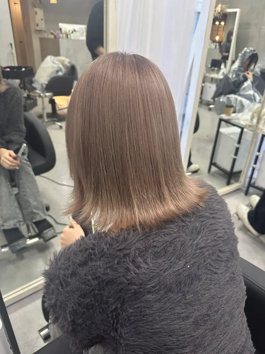 ショート カラー ベージュカラー ブリーチ ダブルカラー ハイライトカラー ハイトーンカラー ヘアカラー トリートメント XELM/RUI /高崎/ブリーチ/のヘアスタイル