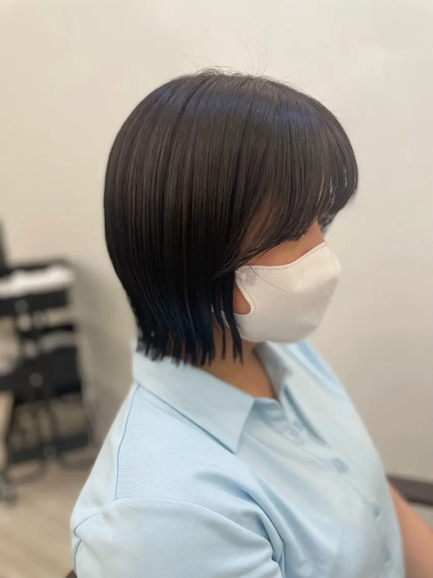 ミディアム 切りっぱなしボブ ボブ カット 縮毛矯正 山下柚奈 /ボブ/レイヤーのヘアスタイル