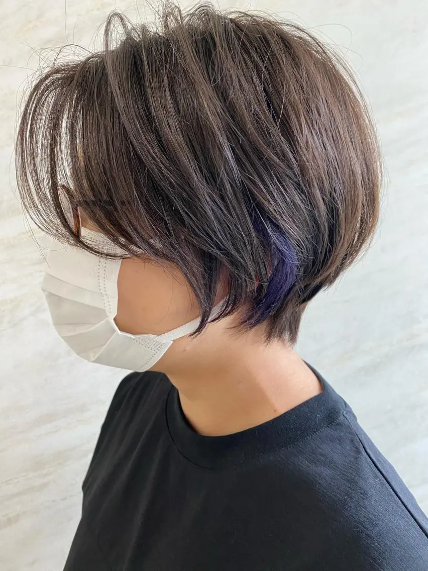 初回メニュー😀カット＋ケアブリーチ＋カラー＋プレミアムトリートメント🎁の写真
