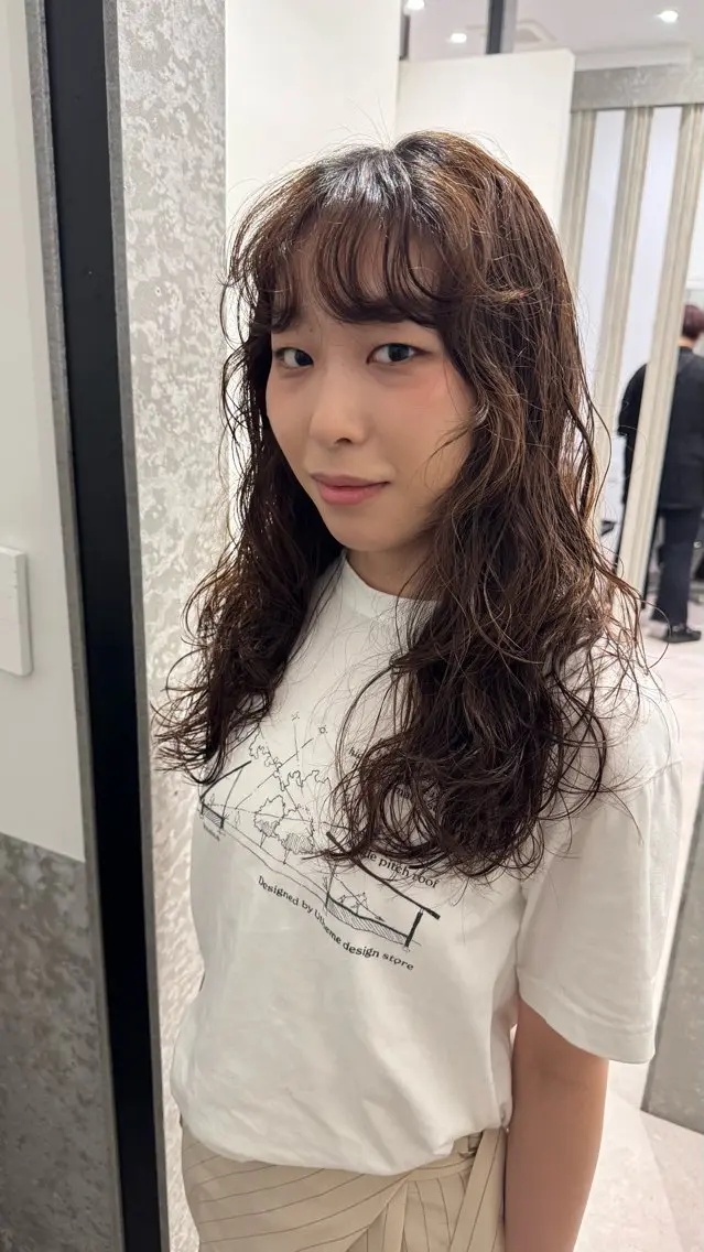 セミロング パーマ セミロングパーマ レイヤーカット カット パーマ トリートメント センスをお届けします 大谷将生infpのヘアスタイル