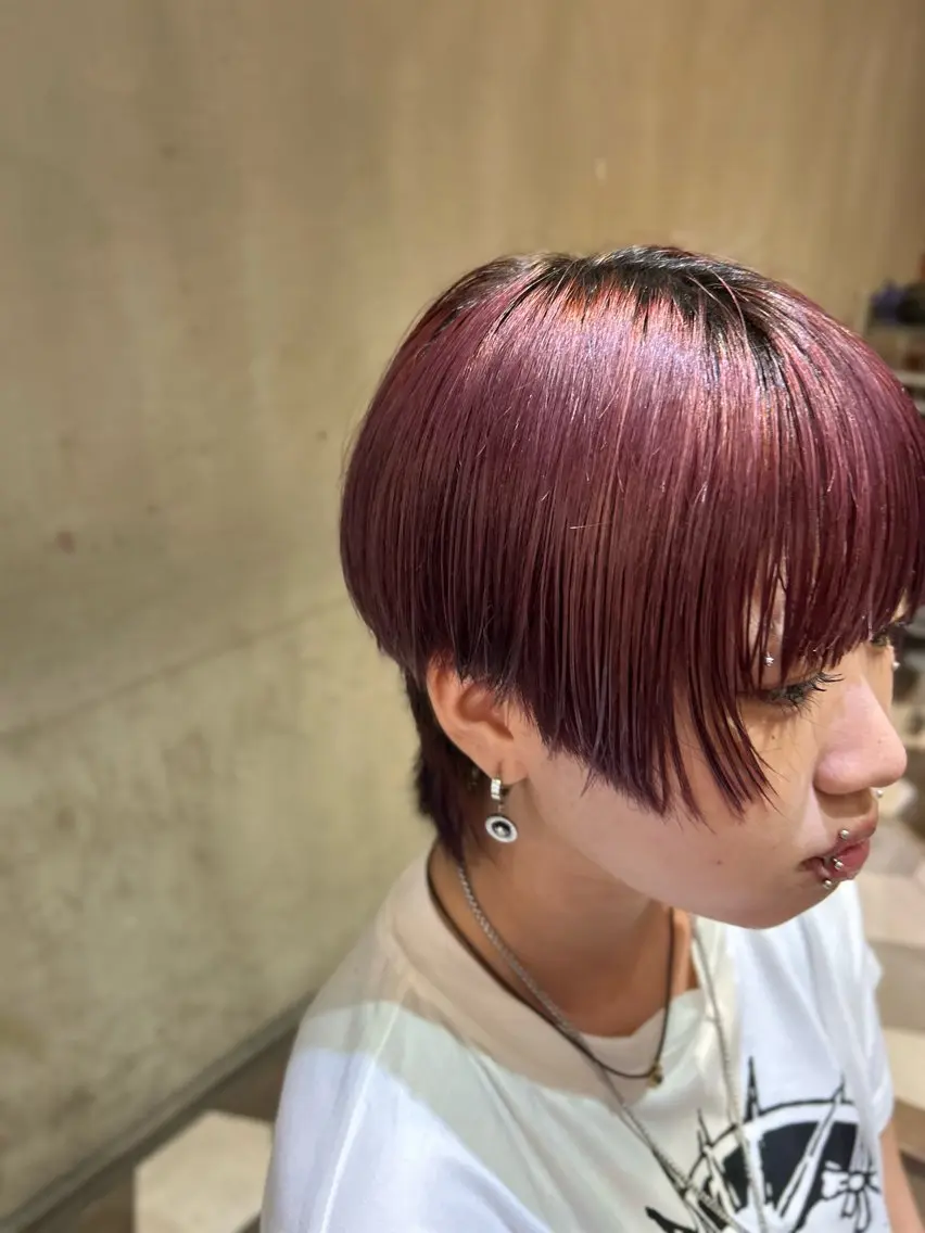 ショート カラー ボルドーカラー レッドカラー ヘアカラー 🌈ハイトーン🌈/ 梅田/堀江輝起のヘアスタイル