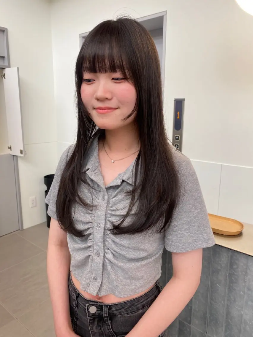 ロング レイヤーカット ☪️ブリーチ特化施術 /レイヤー🪽aiのヘアスタイル