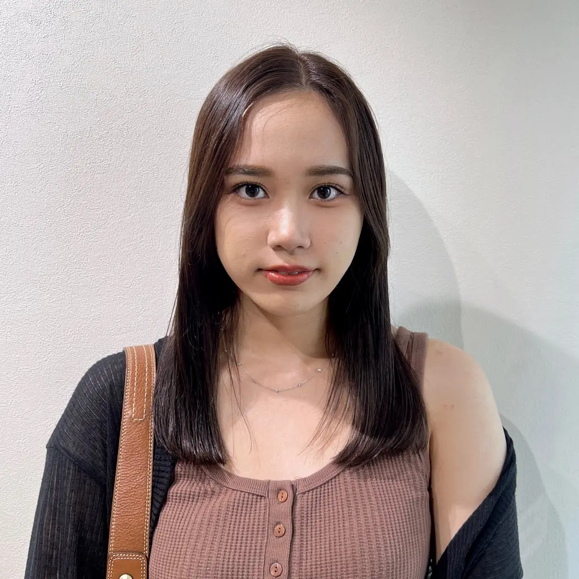 セミロング カラー セミロングパーマ ブリーチ ブラウンカラー ケアブリーチ 透明感カラー ヘアカラー 𝙎𝙚𝙞𝙧𝙖 ☆カット/パーマのヘアスタイル